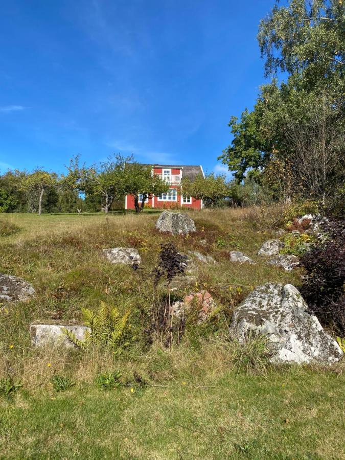 Naturnaera Hus Utanfoer Reftele Naerhet Till Isaberg Och High Chaparral Villa Luaran gambar