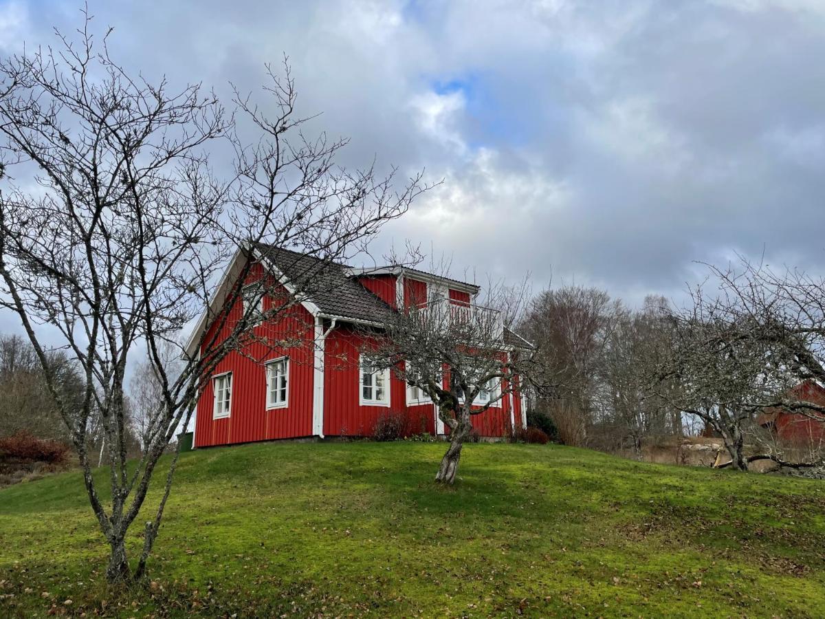 Naturnaera Hus Utanfoer Reftele Naerhet Till Isaberg Och High Chaparral Villa Luaran gambar